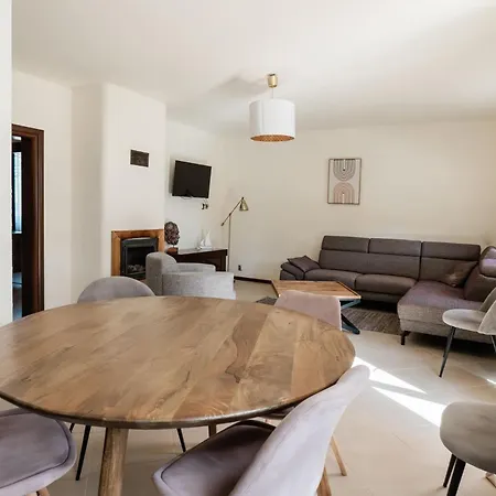 Dom Mazurski Z Basenem Holiday home *